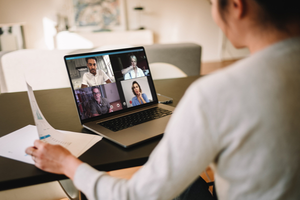 C’est l’histoire d’un employeur qui souhaite mettre en place le télétravail…