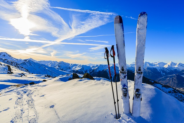 Coronavirus (COVID-19) et fermeture des stations de ski : des saisonniers en chômage partiel ?