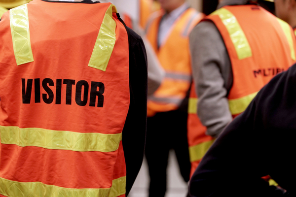 Sites industriels = établissements recevant du public ?