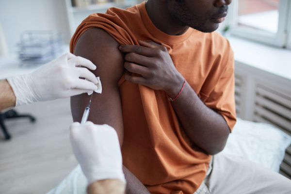 Covid-19 : focus sur la campagne automnale de vaccination