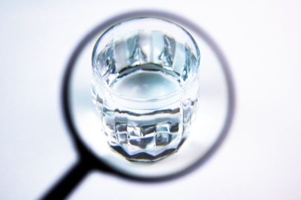 Eau potable : les PFAS sous haute surveillance !