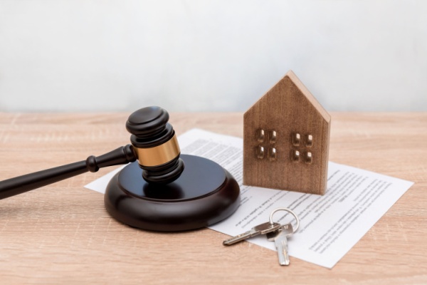 SCI familiale : quand la location tourne à l&rsquo;abus de droit…